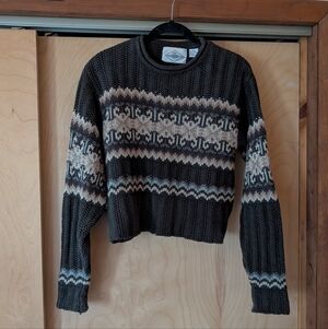 Vintage Green and Cream Patterned Women's Cropped Sweater